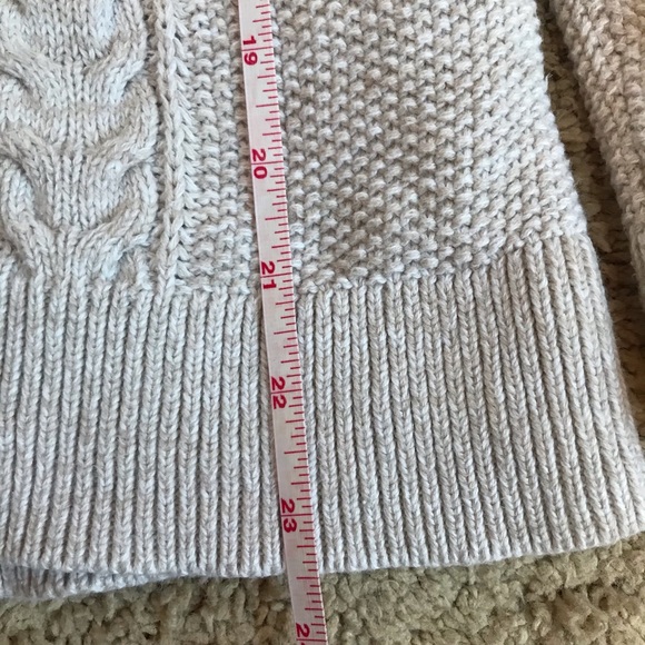 GAP sweater - Picture 3 of 6